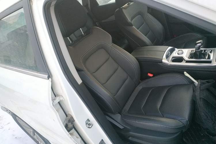 Used JETOUR X70 2020 1.5T Manual EnjoyDrive Edition 5 Seats Right Front Seat