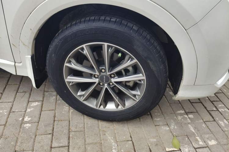 Used JETOUR X70 2020 1.5T DCT Comfort Edition 5-seater Right Front Wheel Hub