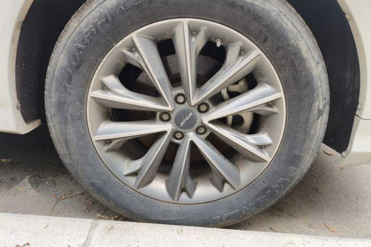 Used JETOUR X70 2020 1.5T DCT Yuexing Edition 6 Seats Right Front Wheel Hub
