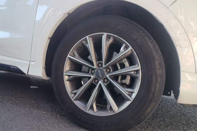 Used JETOUR X70 2020 1.5T DCT YueXing Edition 5 Seats Right Front Wheel Hub