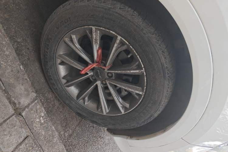 Used JETOUR X70 2020 1.5T DCT Comfort Edition 7-Seater Right Front Wheel Hub