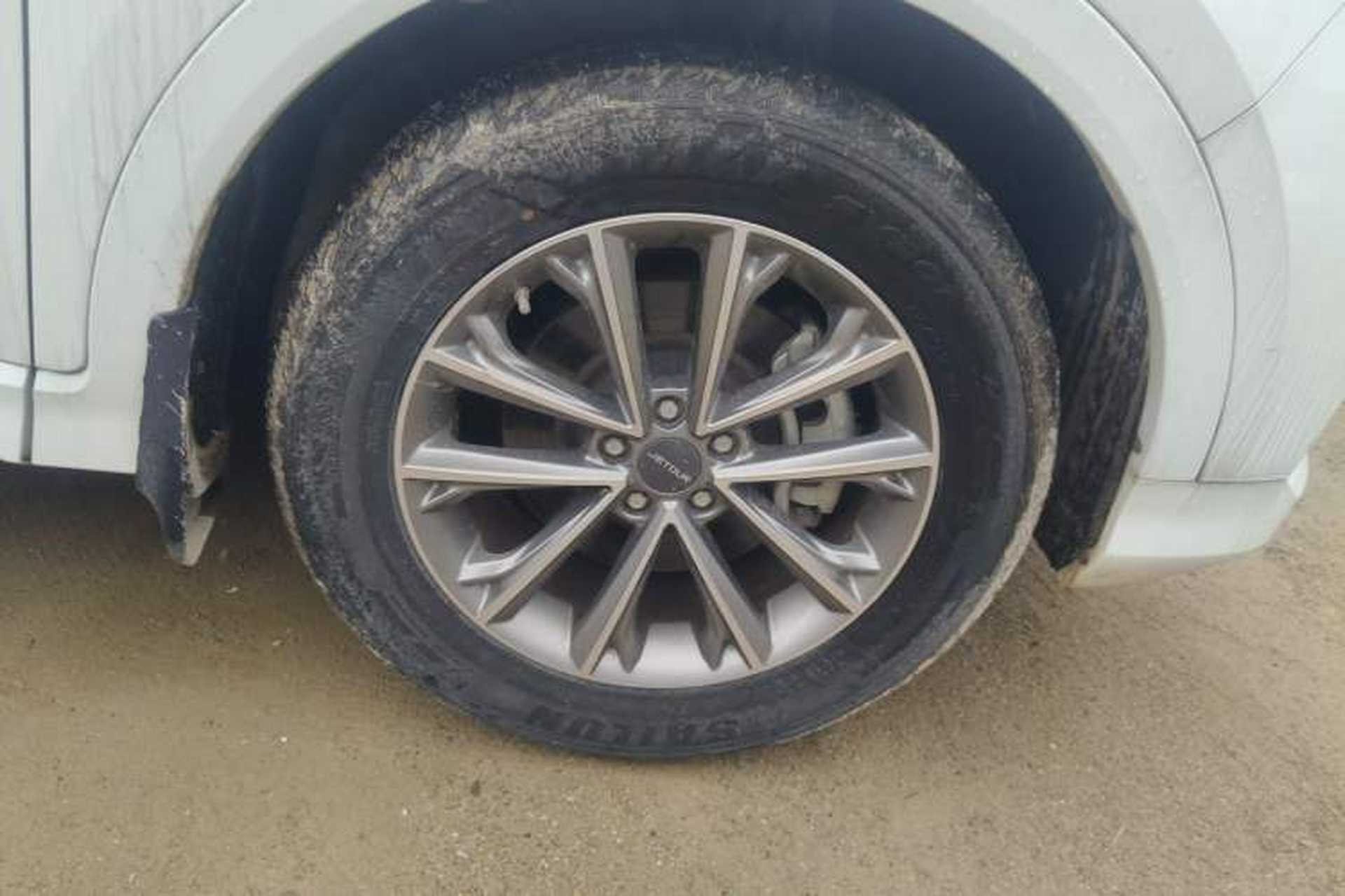Used JETOUR X70 2020 1.5T Manual Comfort Edition 5 Seats Right Front Wheel Hub