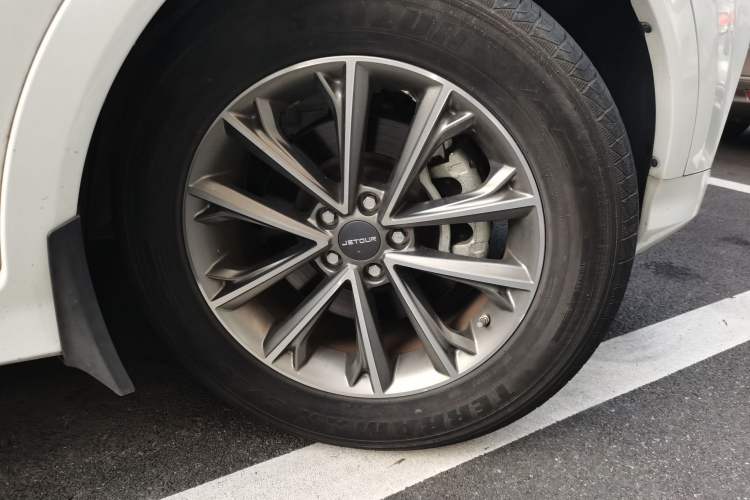 Used JETOUR X70 2020 1.5T DCT YueXing Edition 7-Seater Right Front Wheel Hub