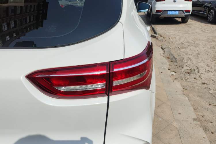 Used JETOUR X70 2020 1.5T DCT Comfort Edition 7-Seater Right Rear Taillight