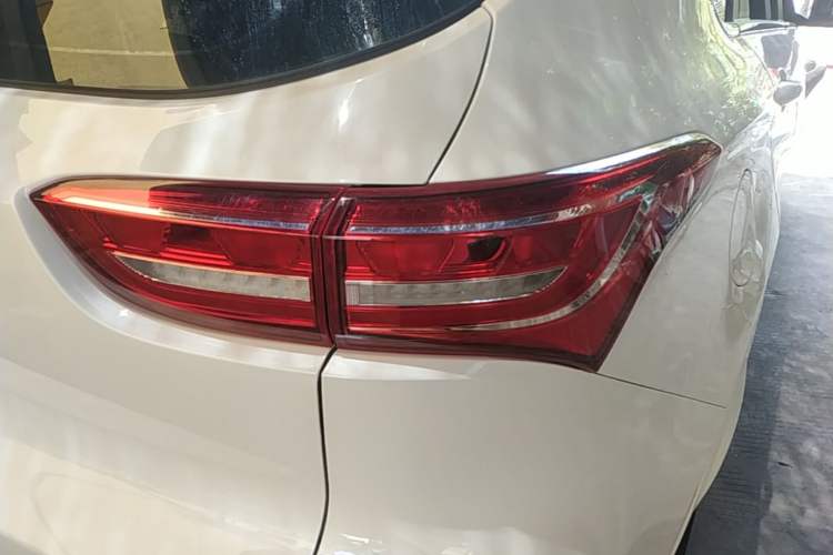 Used JETOUR X70 2020 1.5T DCT Comfort Edition 5-seater Right Rear Taillight