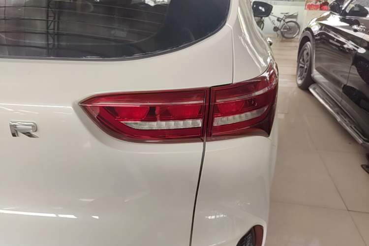 Used JETOUR X70 2020 1.5T DCT Luxury Edition 5 Seats Right Rear Taillight