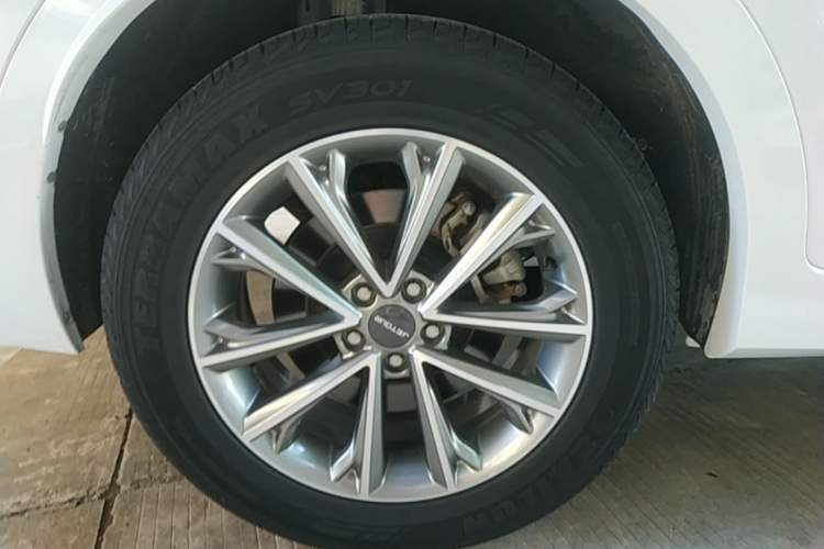 Used JETOUR X70 2020 1.5T DCT Comfort Edition 5-seater Right Rear Wheel Hub