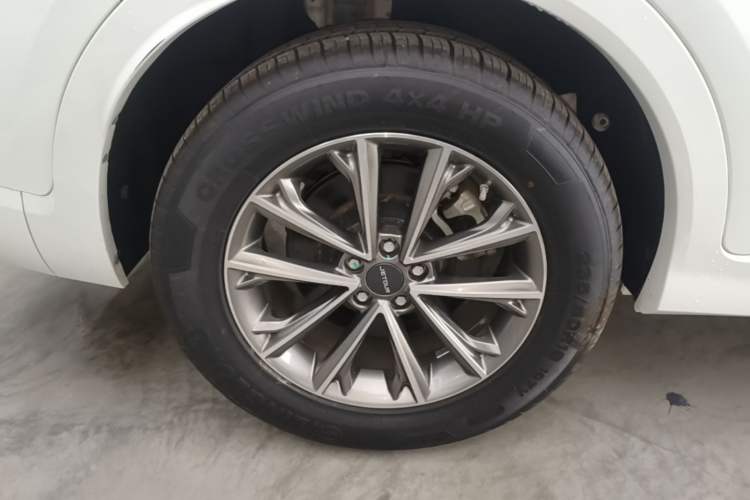 Used JETOUR X70 2020 1.5T Manual Comfort Edition 7-Seater Right Rear Wheel Hub