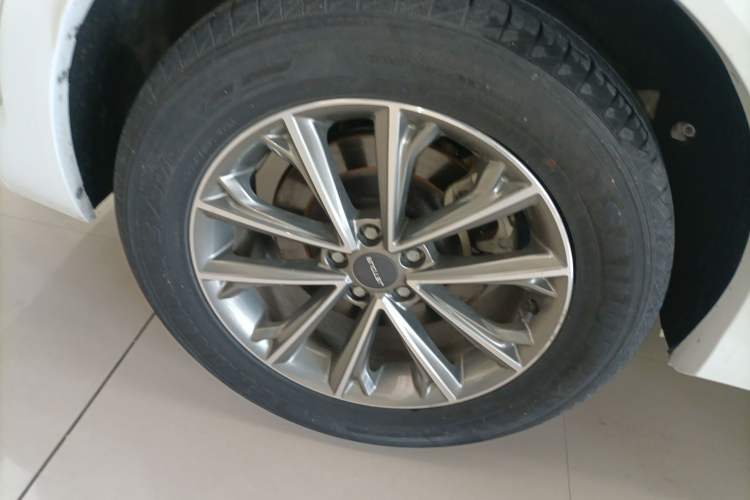 Used JETOUR X70 2020 1.5T DCT YueXing Edition 5 Seats Right Rear Wheel Hub