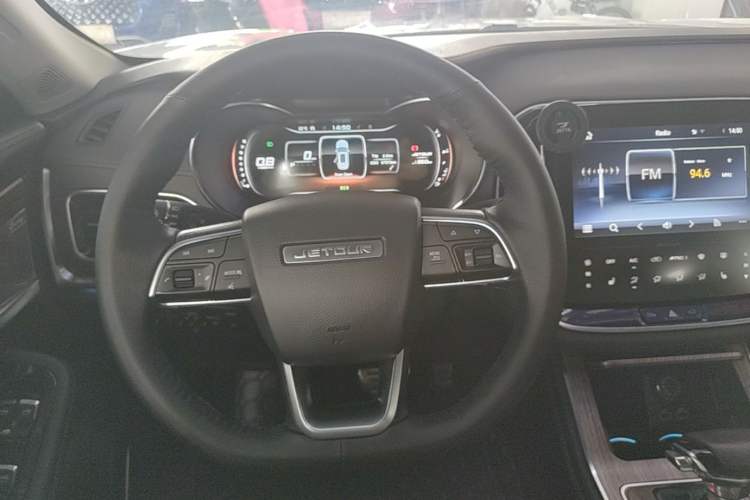 Used JETOUR X70 2020 1.5T DCT Luxury Edition 5 Seats Steering Wheel