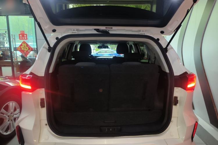 Used JETOUR X70 2020 1.5T Manual Comfort Edition 6 Seats Trunk