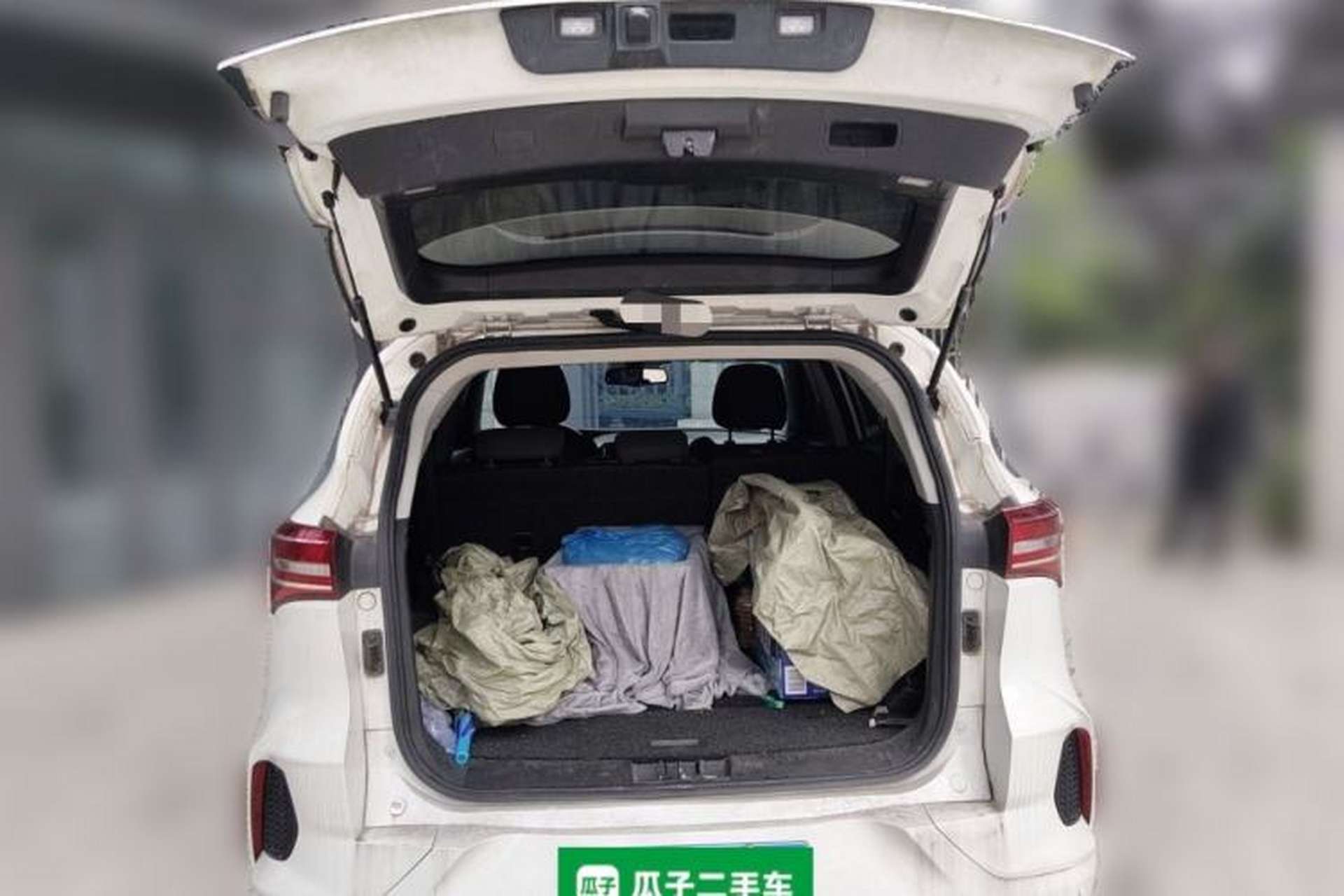 Used JETOUR X70 2020 1.5T DCT Comfort Edition 7-Seater Trunk
