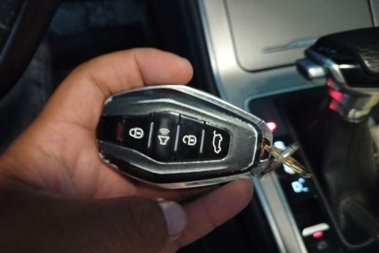 Used JETOUR X70 2020 1.5T DCT Comfort Edition 6 Seats Vehicle Key