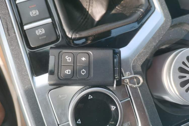 Used JETOUR X70 2020 1.5T Manual Comfort Edition 5 Seats Vehicle Key