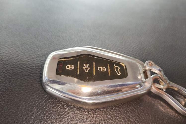 Used JETOUR X70 2020 1.5T DCT Luxury Edition 5 Seats Vehicle Key