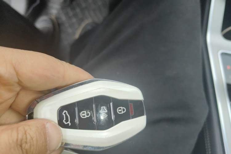 Used JETOUR X70 2020 1.5T DCT YueXing Edition 5 Seats Vehicle Key