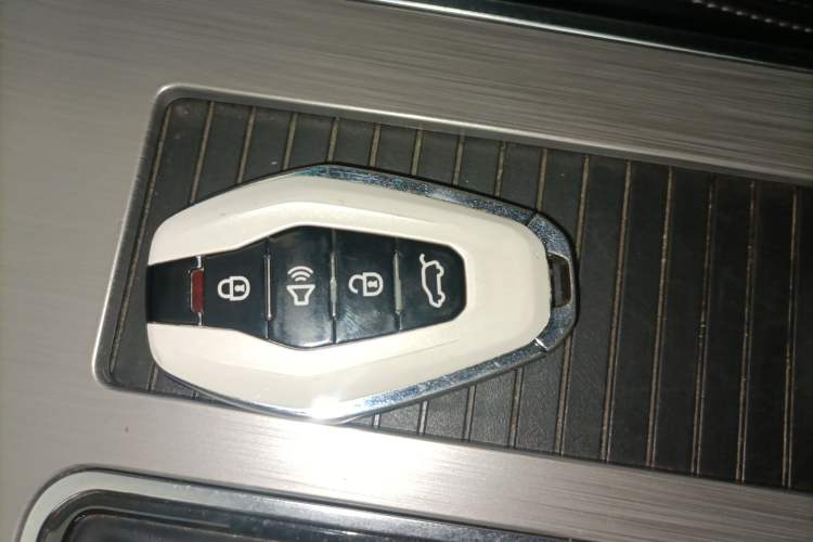Used JETOUR X70 2020 1.5T DCT YueXing Edition 5 Seats Vehicle Key