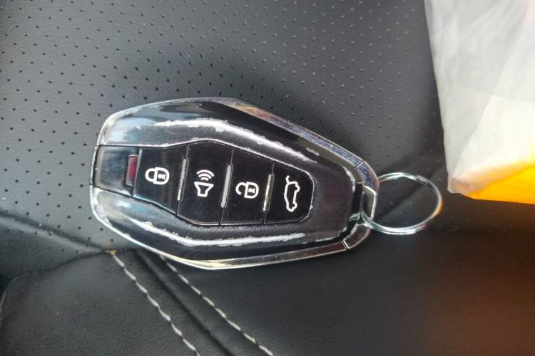 Used JETOUR X70 2020 1.5T DCT Yuexing Edition 6 Seats Vehicle Key