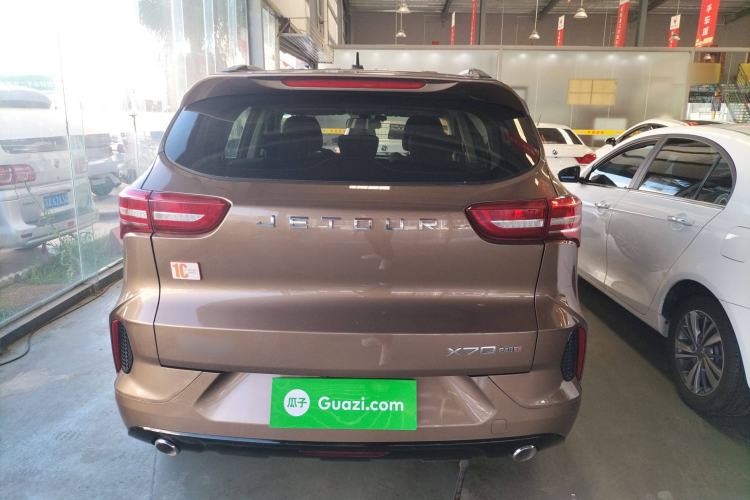 Used JETOUR X70 2020 1.5T Manual Comfort Edition 7-Seater Exterior 4