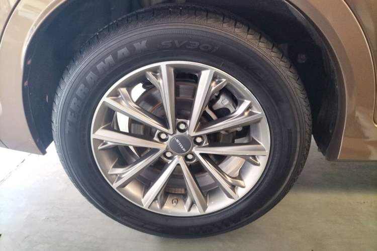 Used JETOUR X70 2020 1.5T Manual Comfort Edition 7-Seater Exterior 8