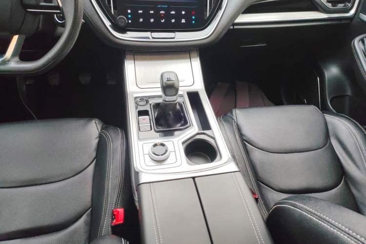 Used JETOUR X70 2020 1.5T Manual Comfort Edition 5 Seats Gear Lever