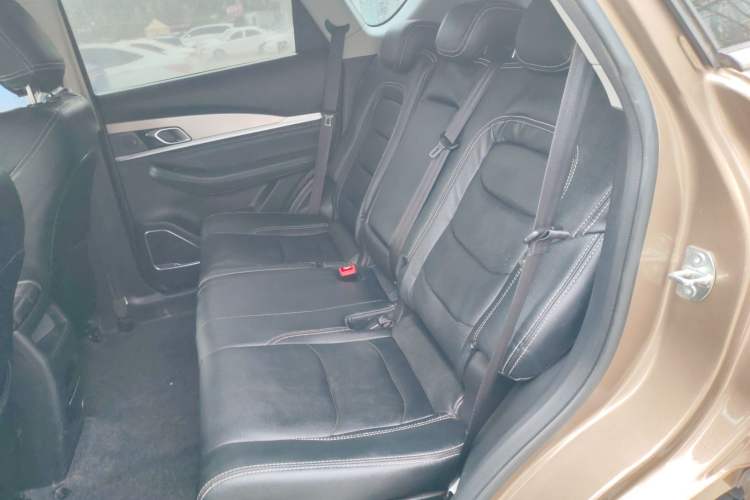 Used JETOUR X70 2020 1.5T Manual Comfort Edition 5 Seats Left Rear Seat
