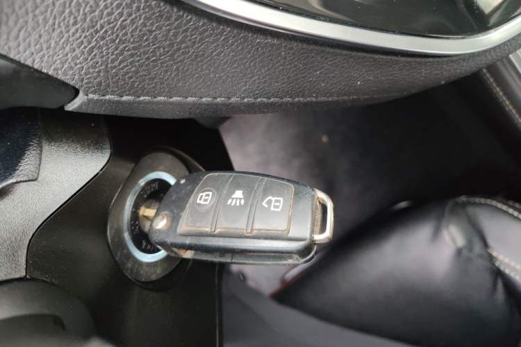 Used JETOUR X70 2020 1.5T Manual Comfort Edition 5 Seats Vehicle Key