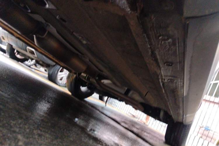 Used JETOUR X70 2021 Zhuge 1.6T DCT Wuhou 5-Seater Chassis Front Left