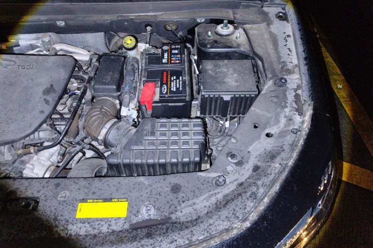 Used JETOUR X70 2021 Zhuge 1.6T DCT Wuhou 5-Seater Engine Bay Left