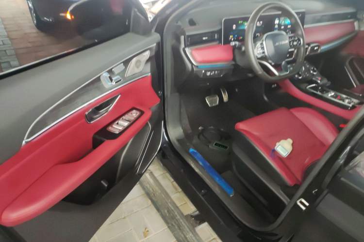 Used JETOUR X70 2021 Zhuge 1.6T DCT Junshi 7-Seater Interior 3