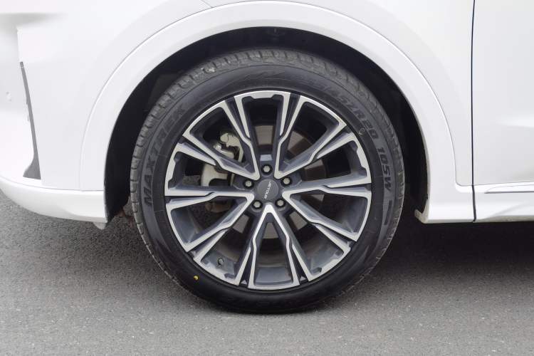 Used JETOUR X70 2021 Zhuge 1.6T DCT Junshi 7-Seater Exterior 4