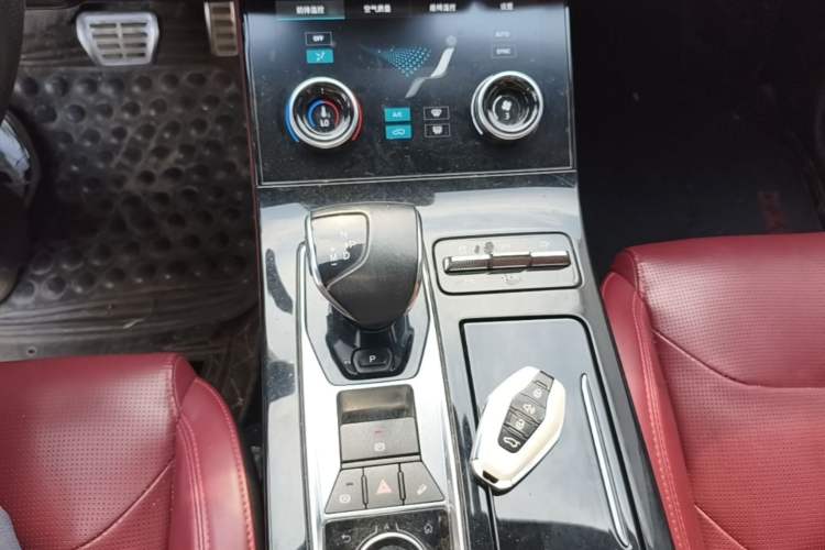 Used JETOUR X70 2021 Zhuge 1.6T DCT Junshi 7-Seater Gear Lever