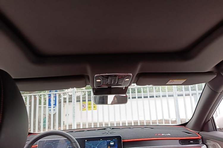 Used JETOUR X70 2021 Zhuge 1.6T DCT Wuhou 7-Seater Headliner
