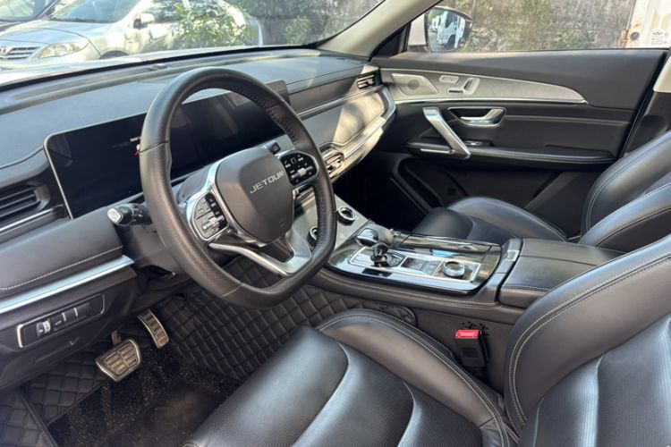 Used JETOUR X70 2021 Zhuge 1.6T DCT Junshi 7-Seater Interior 2