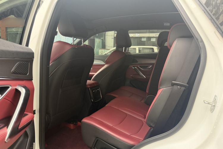 Used JETOUR X70 2021 Zhuge 1.6T DCT Junshi 7-Seater Interior 2