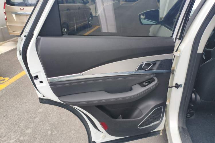 Used JETOUR X70 2021 1.5T DCT Exclusive I Version 5 Seats Interior 8