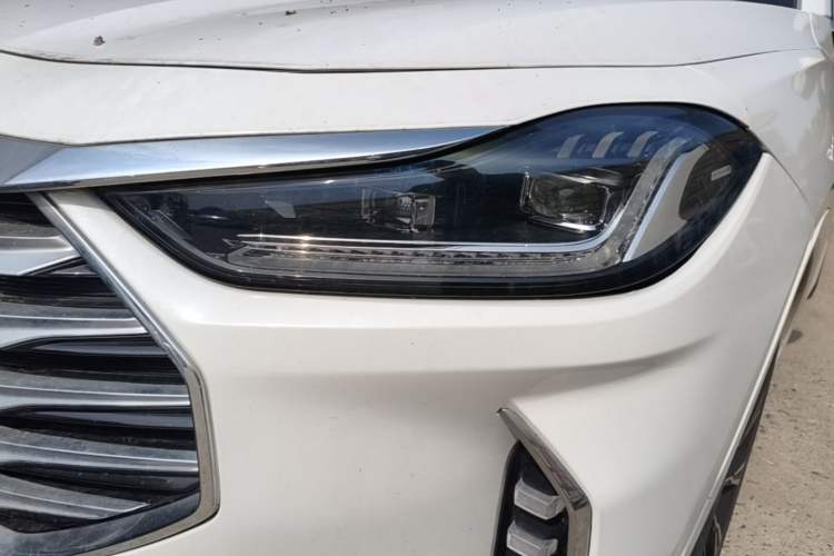 Used JETOUR X70 2021 Zhuge 1.6T DCT Junshi 7-Seater Left Front Headlight