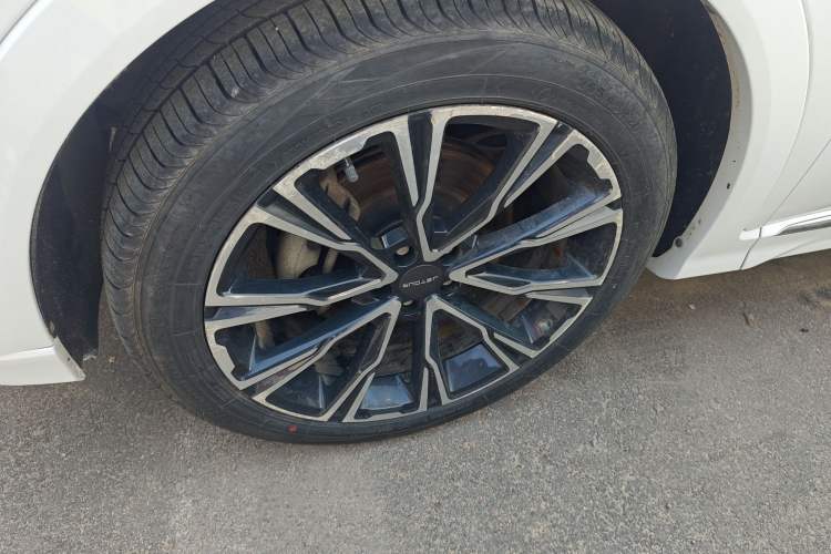 Used JETOUR X70 2021 Zhuge 1.6T DCT Junshi 5-seater Left Front Wheel Hub