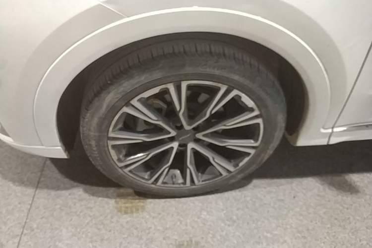 Used JETOUR X70 2021 Zhuge 1.6T DCT Junshi 5-seater Left Front Wheel Hub