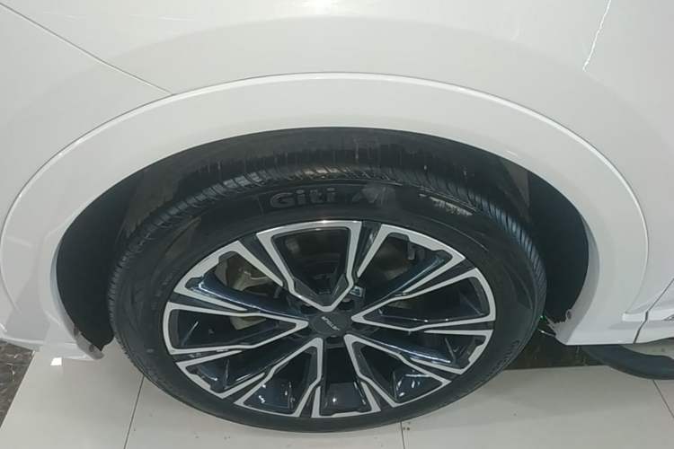 Used JETOUR X70 2021 Zhuge 1.6T DCT Kongming 5-Seater Left Front Wheel Hub