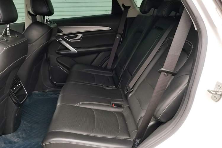 Used JETOUR X70 2021 Zhuge 1.6T DCT Wuhou 5-Seater Left Rear Seat