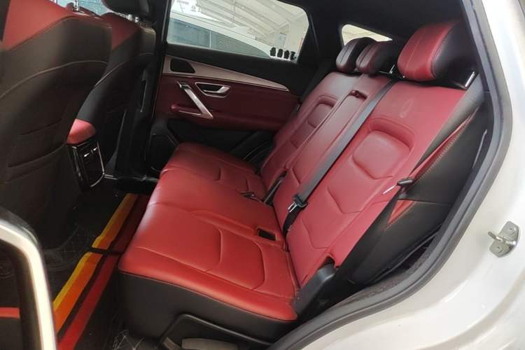 Used JETOUR X70 2021 Zhuge 1.6T DCT Junshi 7-Seater Left Rear Seat