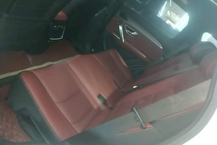 Used JETOUR X70 2021 Zhuge 1.6T DCT Kongming 5-Seater Left Rear Seat