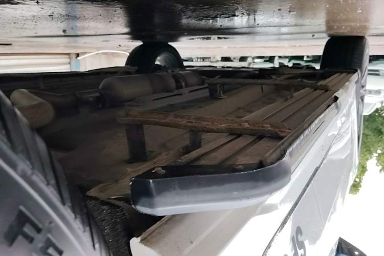 Used JETOUR X70 2021 Zhuge 1.6T DCT Wuhou 5-Seater Left Side Sill