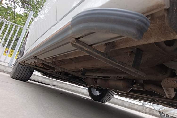 Used JETOUR X70 2021 Zhuge 1.6T DCT Wuhou 7-Seater Left Side Sill