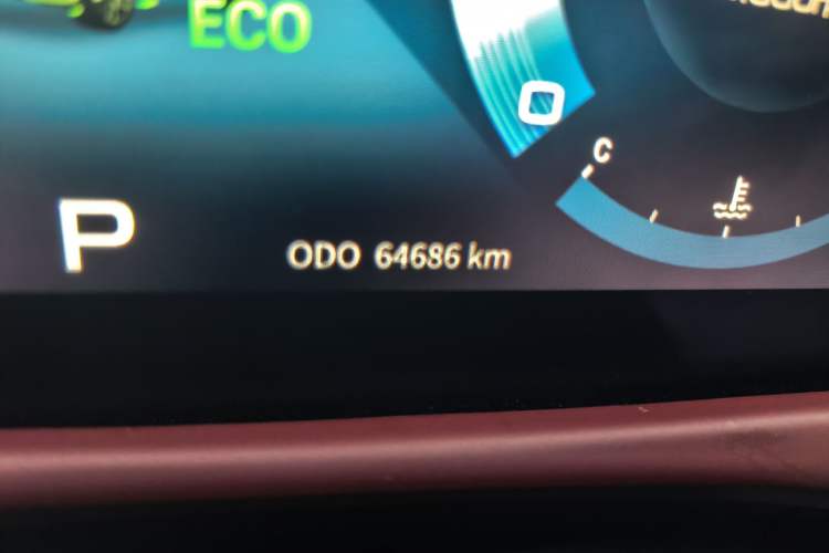 Used JETOUR X70 2021 Zhuge 1.6T DCT Junshi 5-seater Odometer Close Up