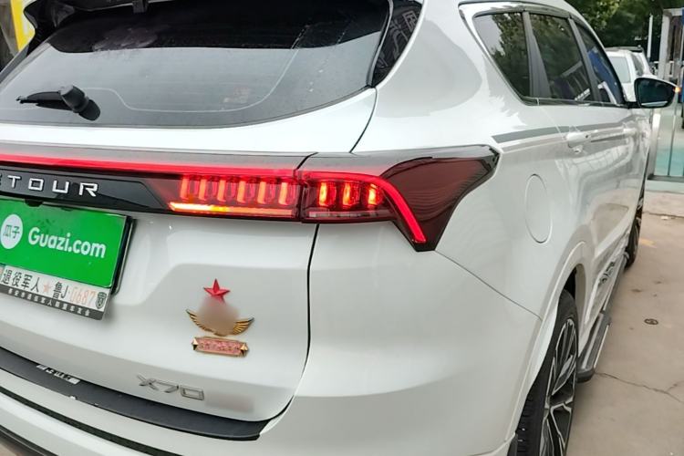 Used JETOUR X70 2021 Zhuge 1.6T DCT Wuhou 5-Seater Right Rear Taillight