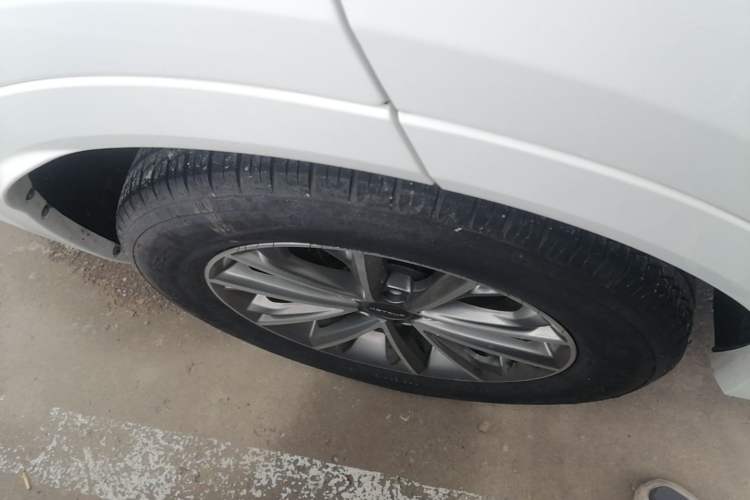 Used JETOUR X70 2021 1.5T Manual Special Edition I Version 5 Seats Right Rear Wheel Hub