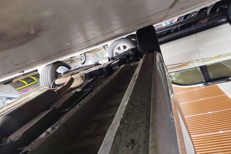 Used JETOUR X70 2021 Zhuge 1.6T DCT Junshi 5-seater Right Side Sill