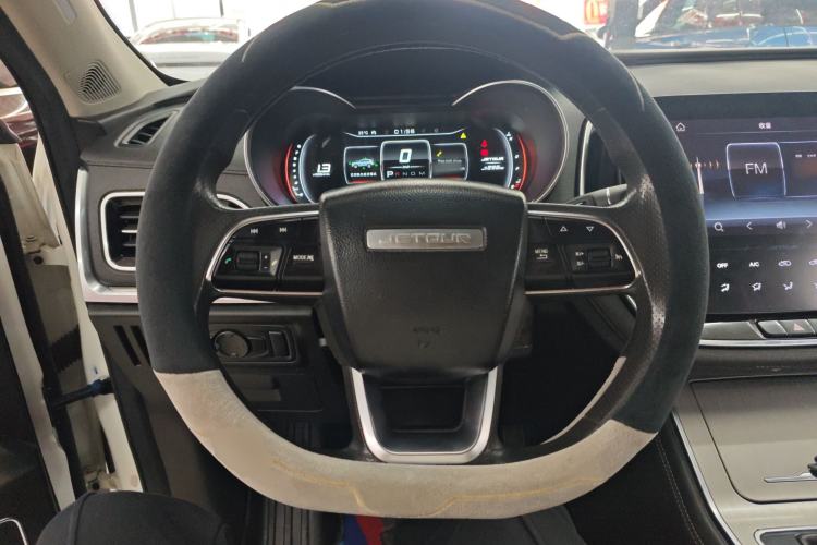 Used JETOUR X70 2021 1.5T DCT Exclusive I Version 5 Seats Steering Wheel